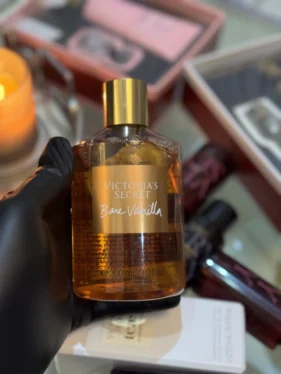 Bare vanilla body wash
