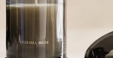 Zara eternal musk Scented candle 130g 1