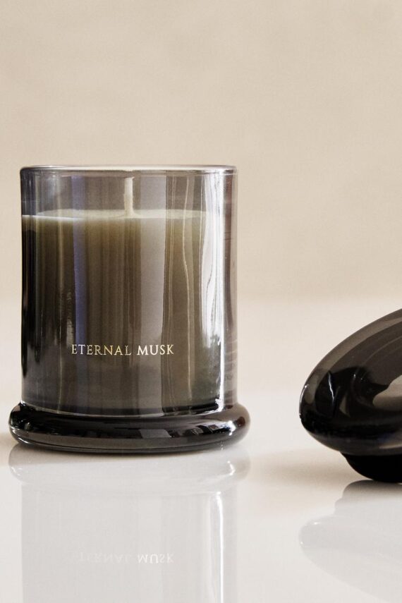 Zara eternal musk Scented candle 130g
