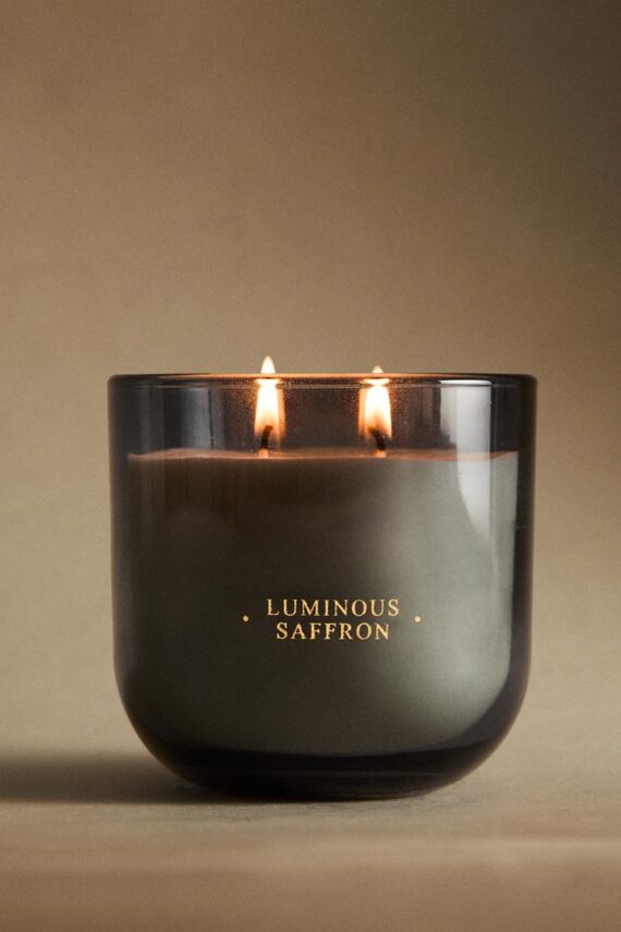 Zara luminous saffron Scented candle 400g