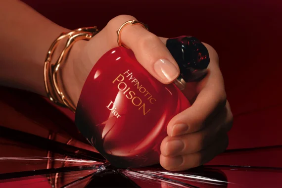 Hypnotic Poison Eau de Toilette 90ml - Image 2