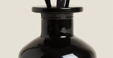 Zara Cedar Wood Home Diffuser 2